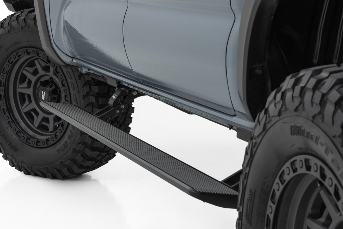 Toyota Tacoma Power Running Boards - Rough Country - 6-Inch All-Season Aluminum - '05-'23